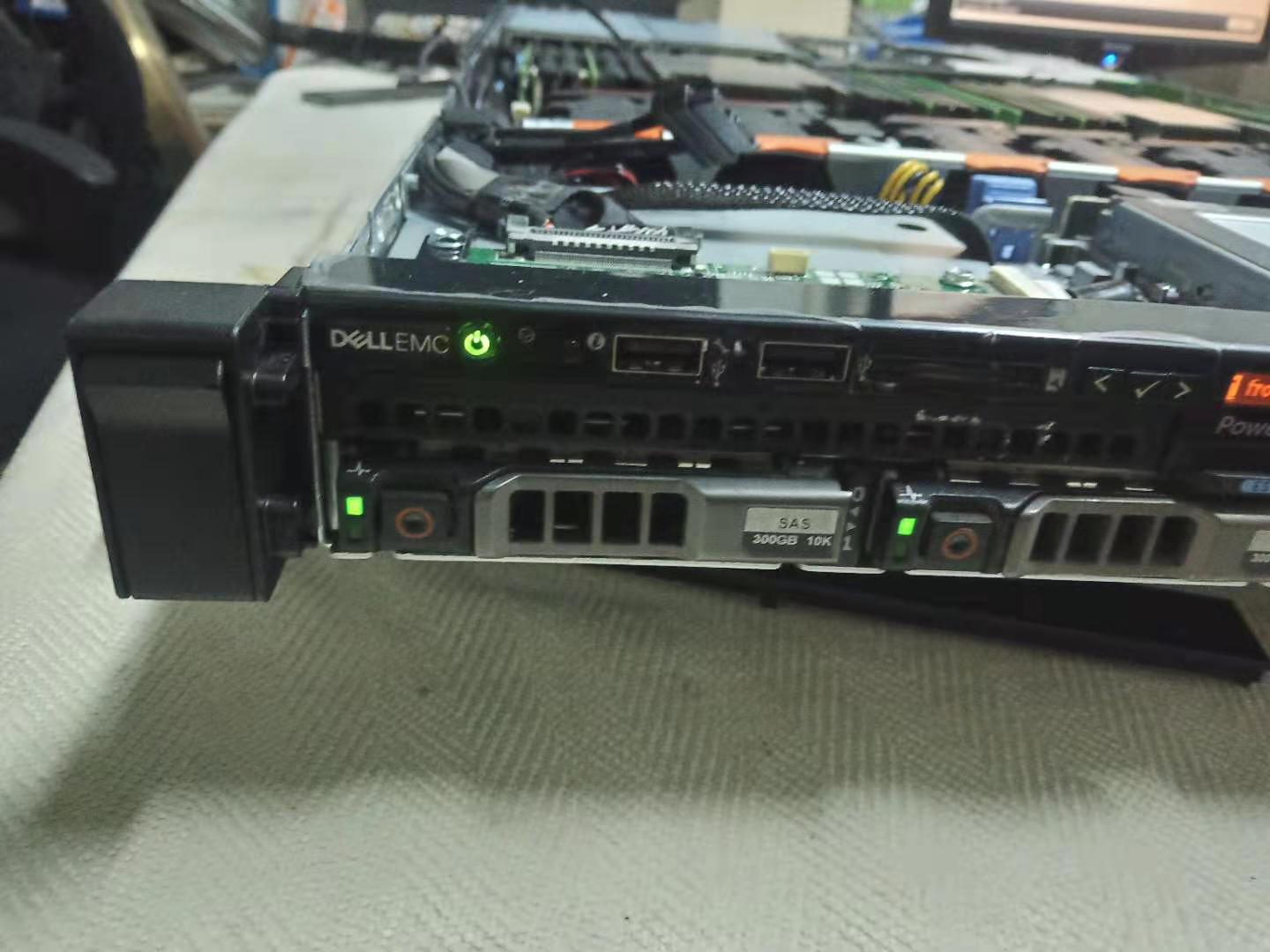 Refurbished HPE DL360 Gen9 E5-2620v4 Base SAS 8sff Server Hot Plug Power Supplies