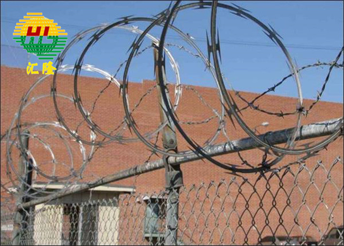 Galvanized ASTM Security Concertina Barbed Wire Anti Climb 500mm Cbt-60