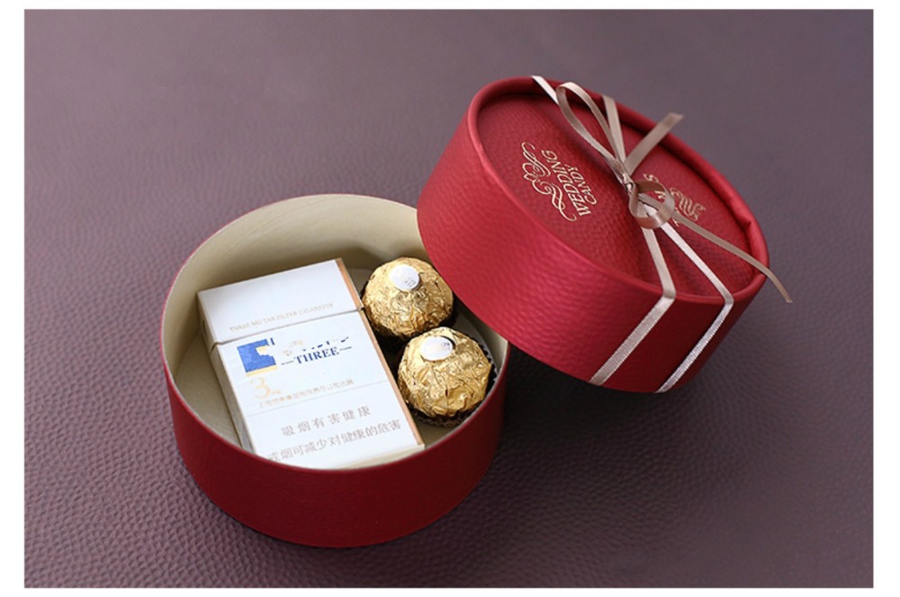 Custom Logo Recyclable Truffle Packaging Round Cardboard Chocolate Box Favors Gift For Wedding Souvenirs