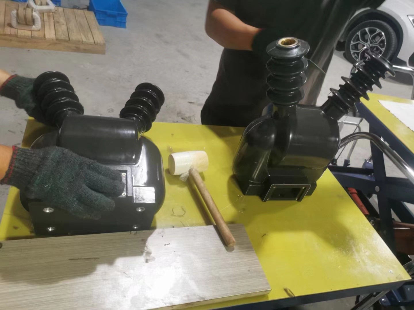 Atomatic Pressure Gel Machine With APG Process For Electric Insulator Switch 10kv To 220kv