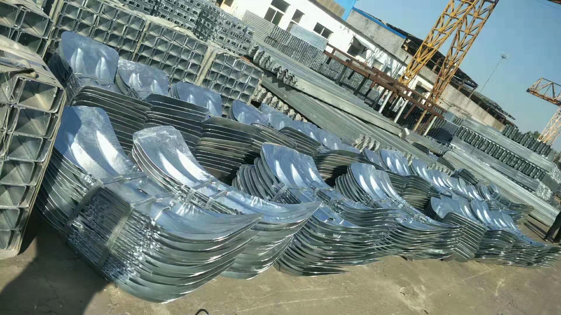 Outdoor Security Steel Highway Guardrail Road Traffic Safety Equipment W Beam
