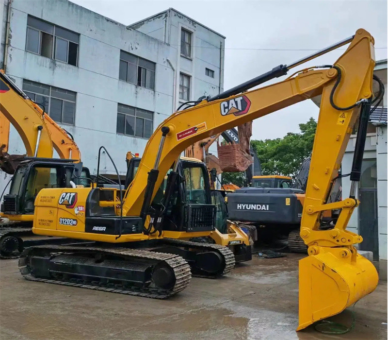 12tons Second-hand Yellow Good Condition Excavator CAT with Bucket capacity 0.52m³