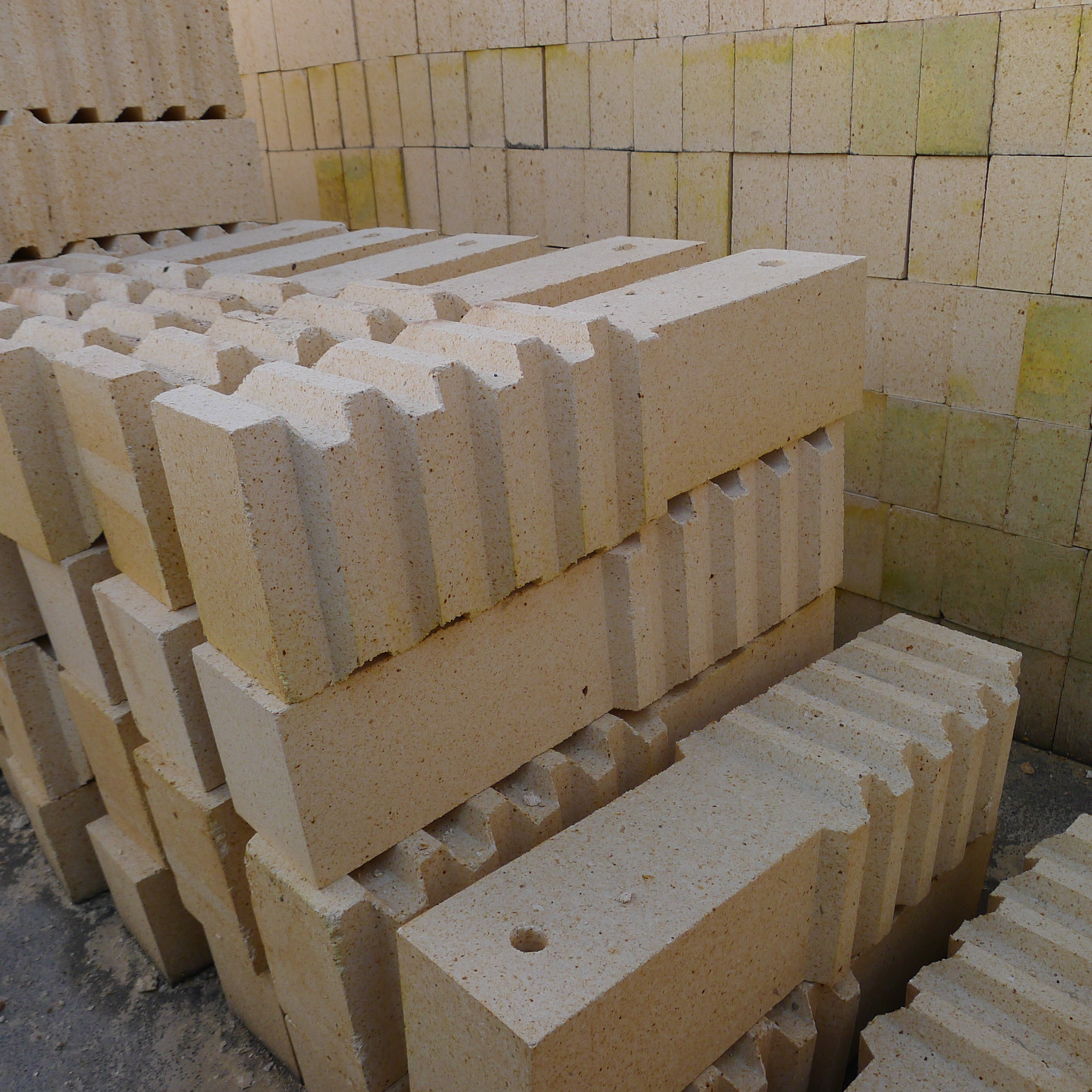 High alumina Furnace Bricks , 75% Al2O3 content refractory Anchor brick