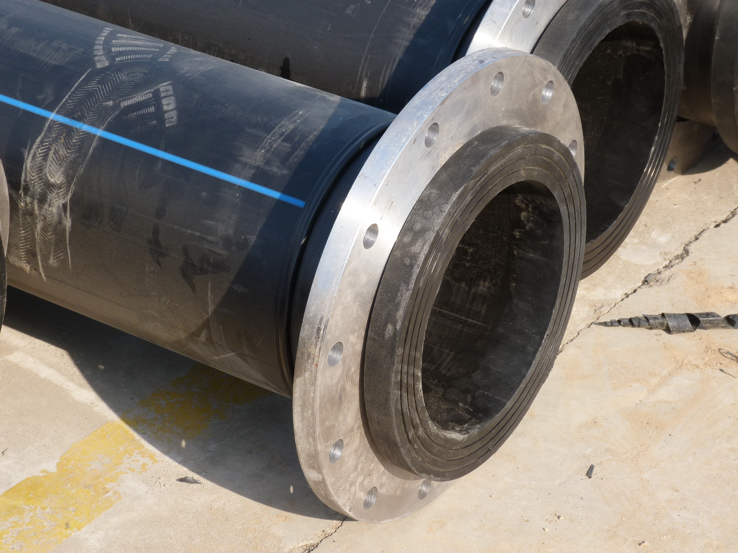 Customizable HDPE Dredging Pipe With High Tensile Strength For Mining