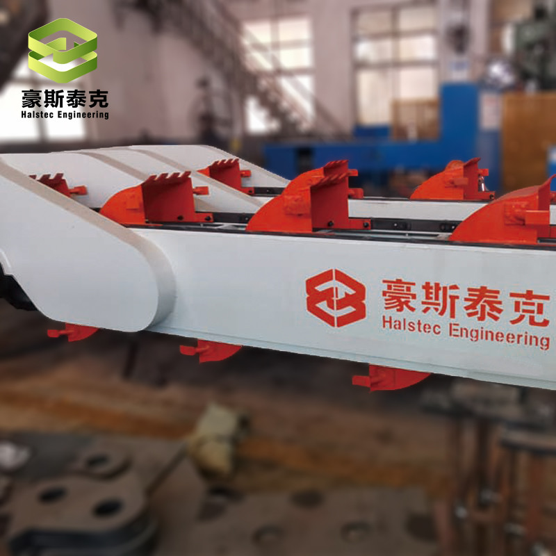 Movable Base And Digging Arm Essential Components Of DW45 Automatic Brick Manufacturing Machine