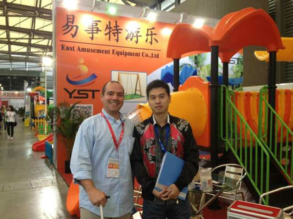 Anti UV Plastic Rocking Horse Improve Intelligence For 3 - 8 Years Old Kids