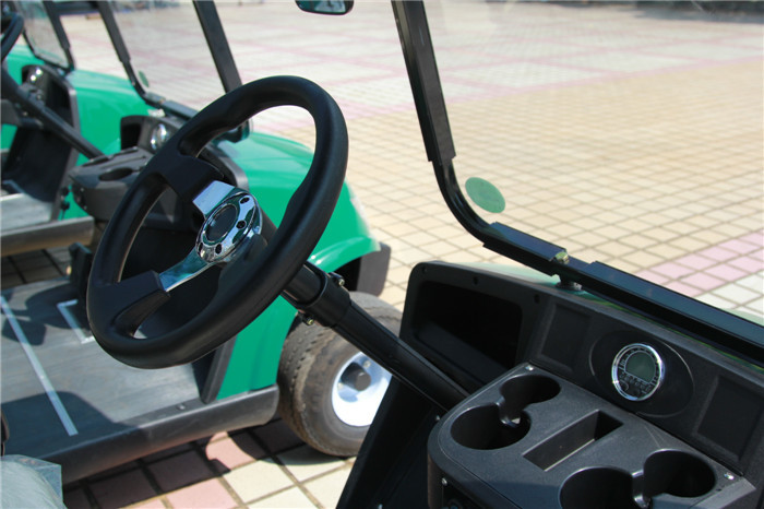 80km Range Electric Club Car Electric Golf Cart 2 Seats With Cargo 48v / 3kw Motor