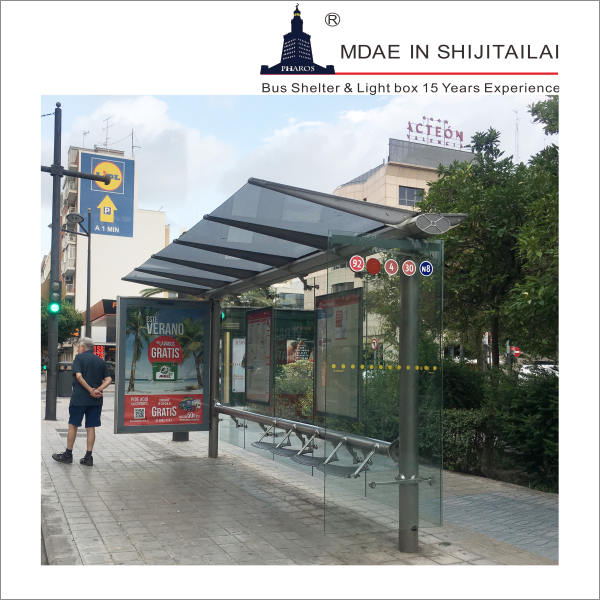 3560*1600*2380mm 20AH 150W Bus Stop Shelter