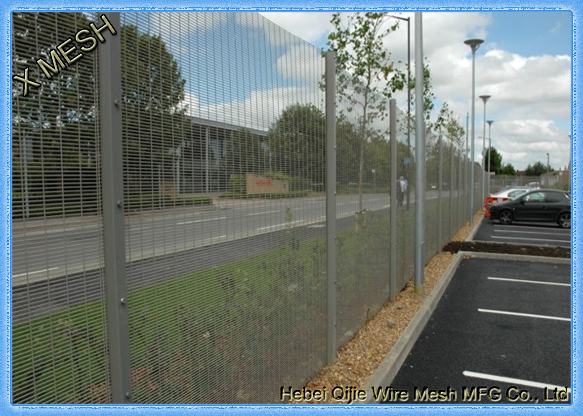 358 mesh fence-FM0003