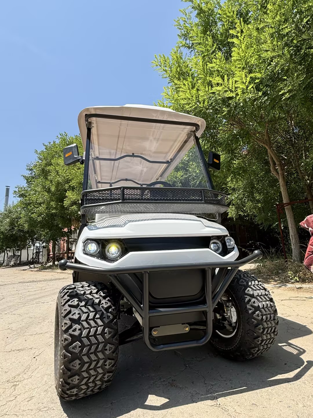 Customized Off Road 6 Seaters Golf Cart Grey Color With AC Motor 3.5 KW Lead Acid Battery