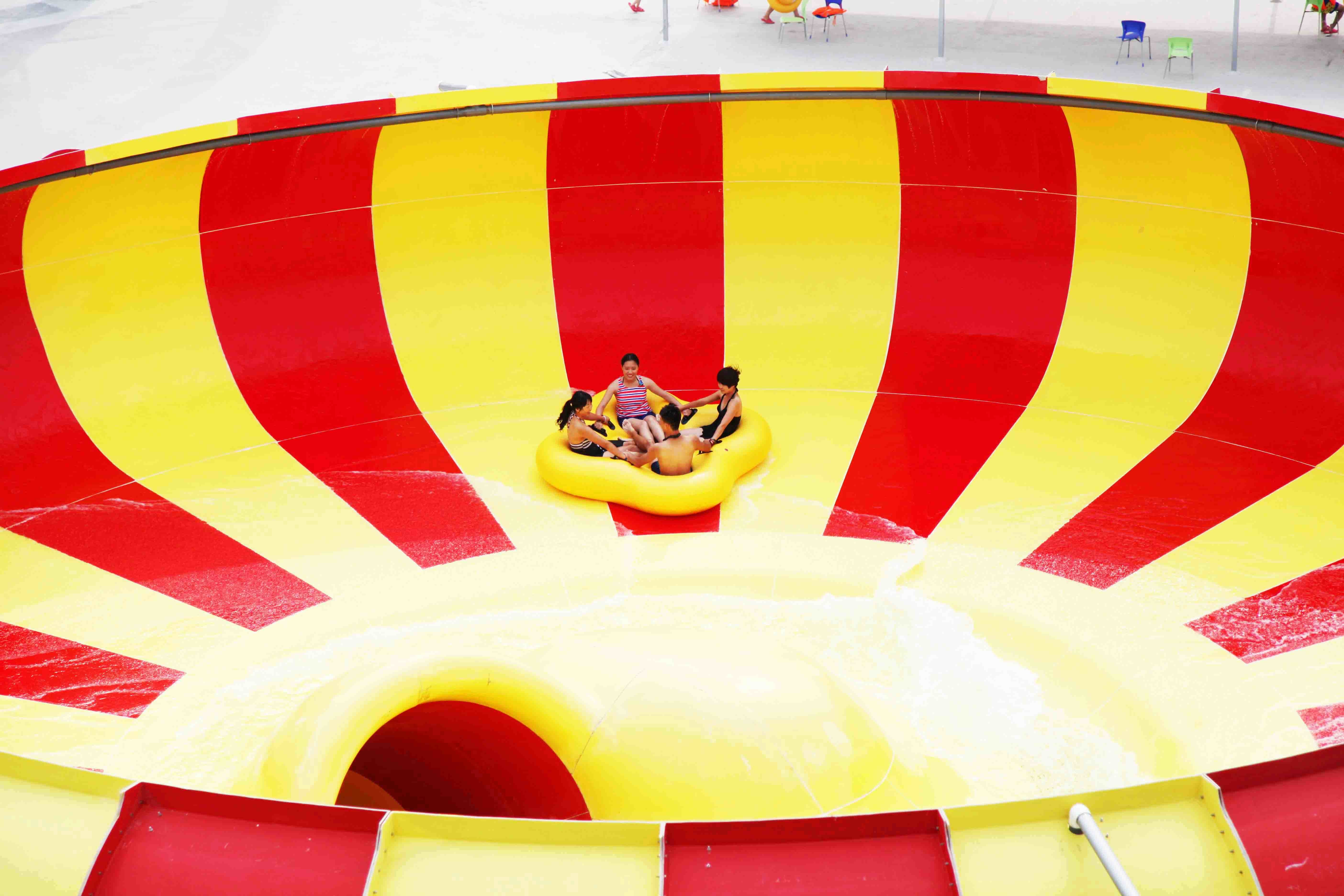 Theme Park Slides Super Bowl Water Playground Equipment for Water Park