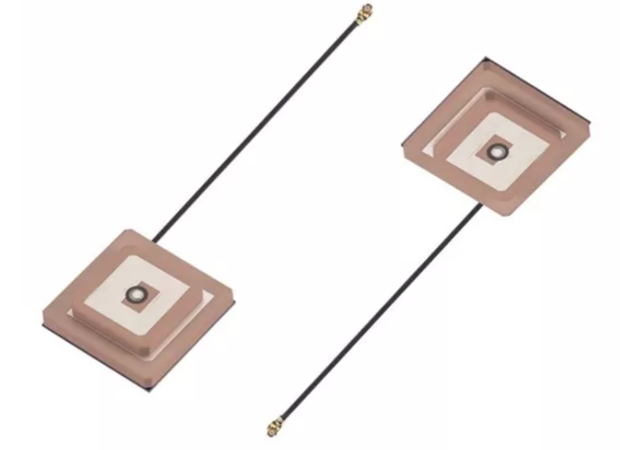 DC3.3-5.0V Supply Voltage R.H.C.P Polarization Mobile GNSS Anti-Jamming GPS Antenna
