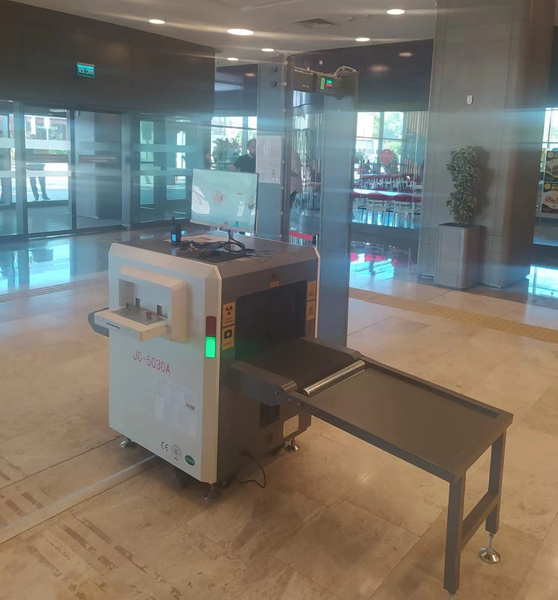 L-Shaped Scan Technology X Ray Bags Scanner for Security Inspection with High Resolution Touch Screen
