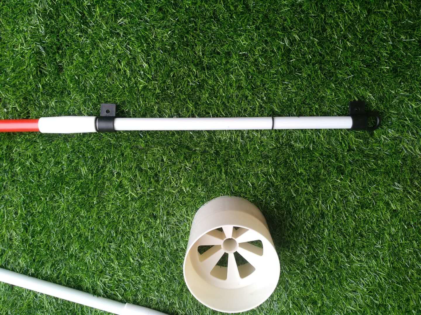 golf cup , golf cups , plastic golf cup , flag stick , flagstick , putting cup