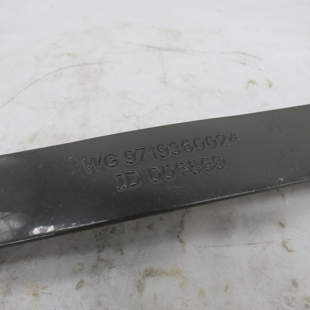 JINAN SINOTRUK HOWO TRUCK SPARE PARTS Best price diesel engine parts Air reservoir fastening strap WG9719360024