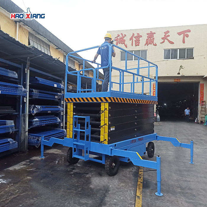 300kg-1500kg Mobile Scissor Lift Platform With Solid Tires And AC DC Power