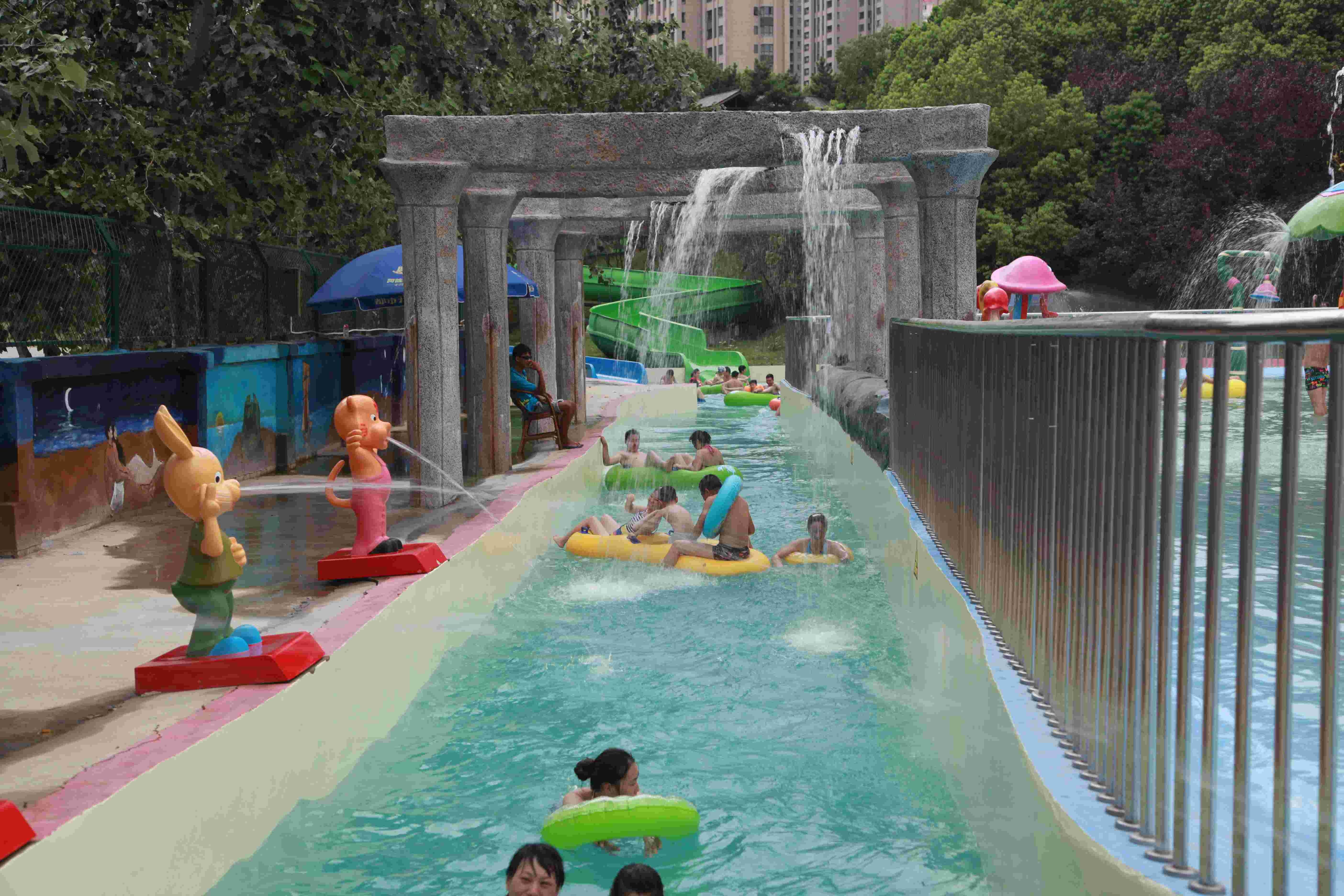 Outdoor Holiday Resorts Lazy River Water Park Attractive Project For Water Park