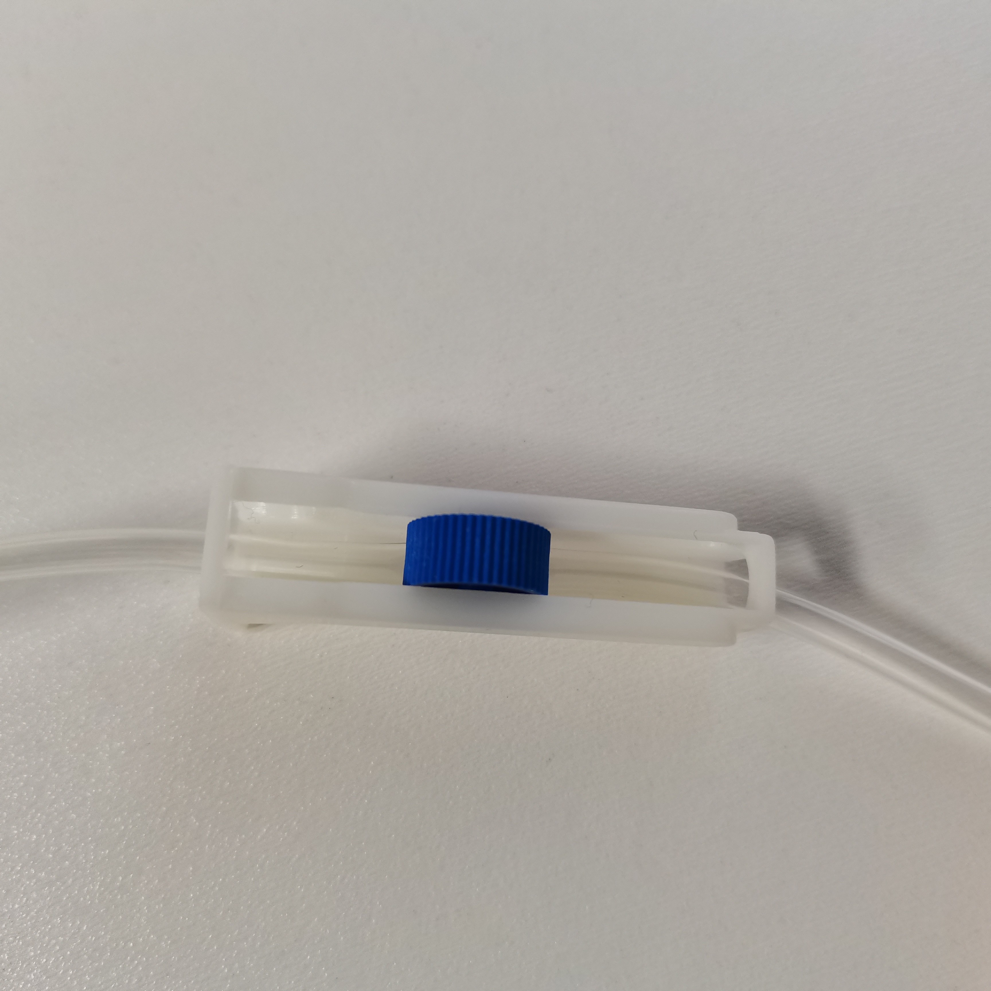 20 drops Customized Pvc Tube Admin Y Type Infusion Set Steril With Flow Regulator