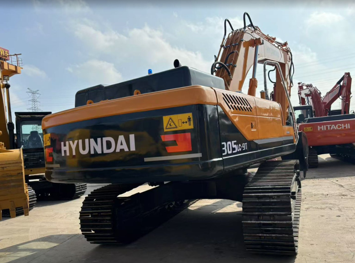 Original Brand Used Hyundai 305 Hydraulic Excavator 30 Ton Heavy Equipment Machine