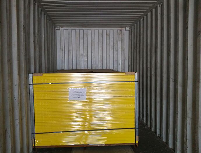 loading of temporary fence