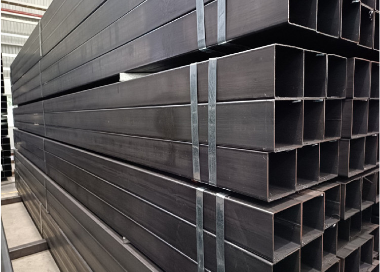 Building Industrial 5.8m-12m Galvanized Steel Square Tube ST35-ST52 Hot Rolled