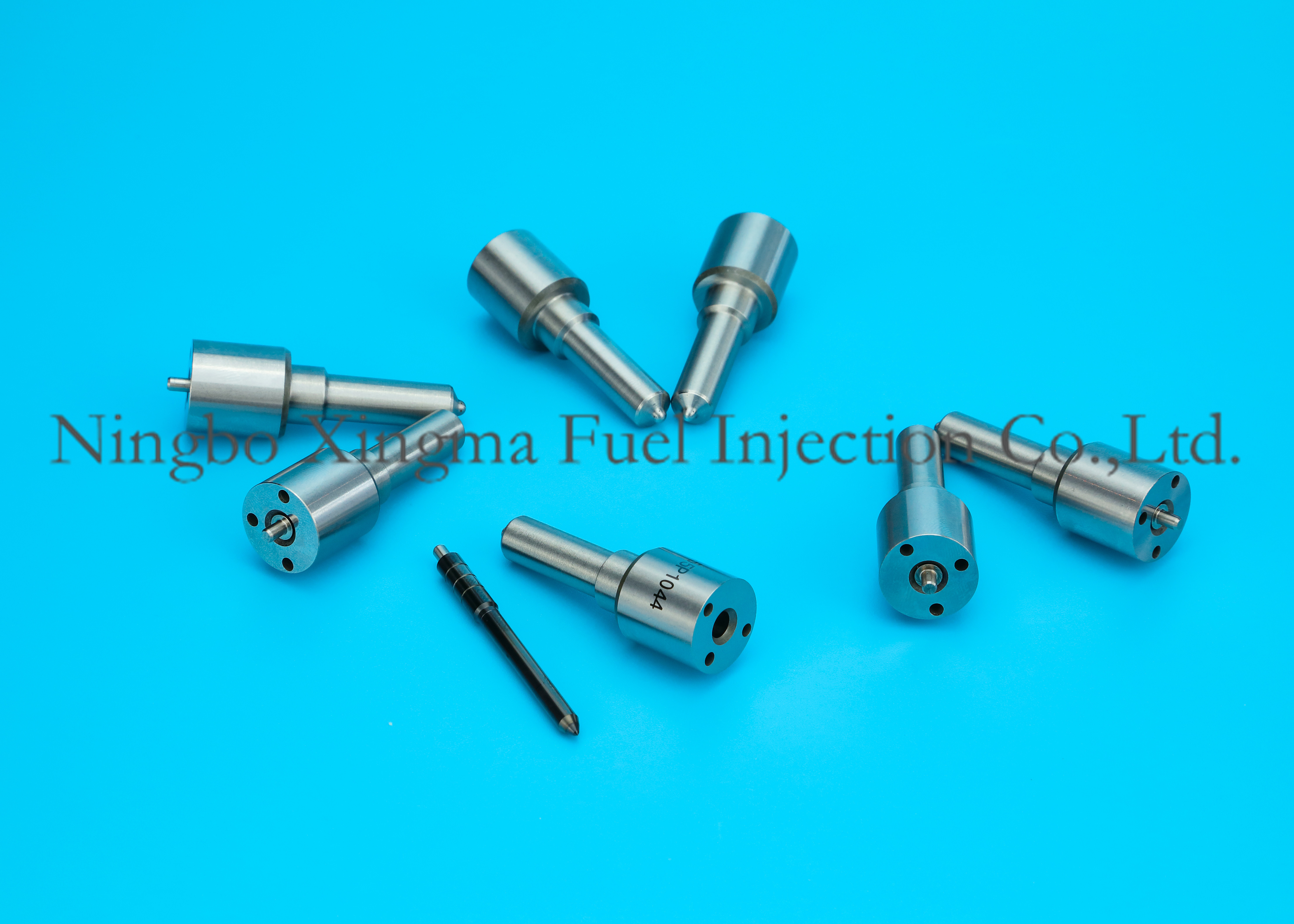 Common Rail Diesel Fuel Injectors DLLA155P1044 , Diesel Injector Parts