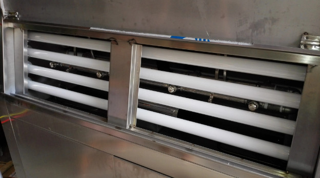 High Intensity UV Test Chamber UV Wavelength 290-400nm Humidity Range ＞90%RH