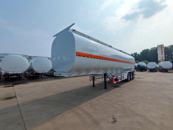 3 Axles 45m3 Tanker Trailer with Jost E100 Landing Gear Transport Oil Diesel