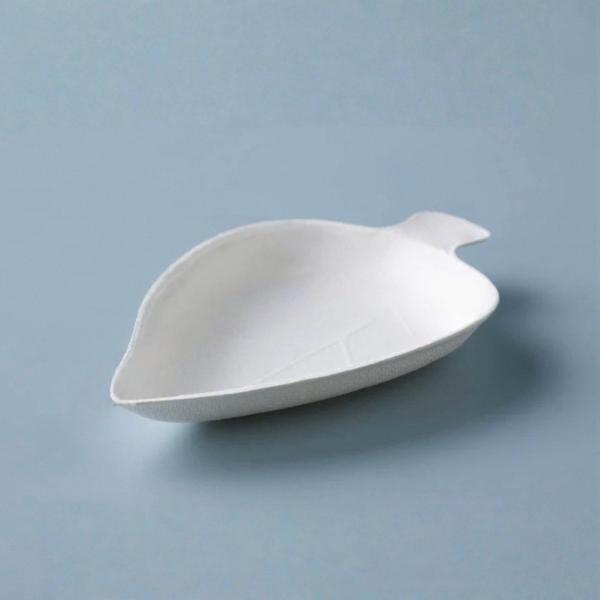 Compostable Irregular Shape Sugarcane Sauce Dish Biodegradable Mini Leaf Shaped