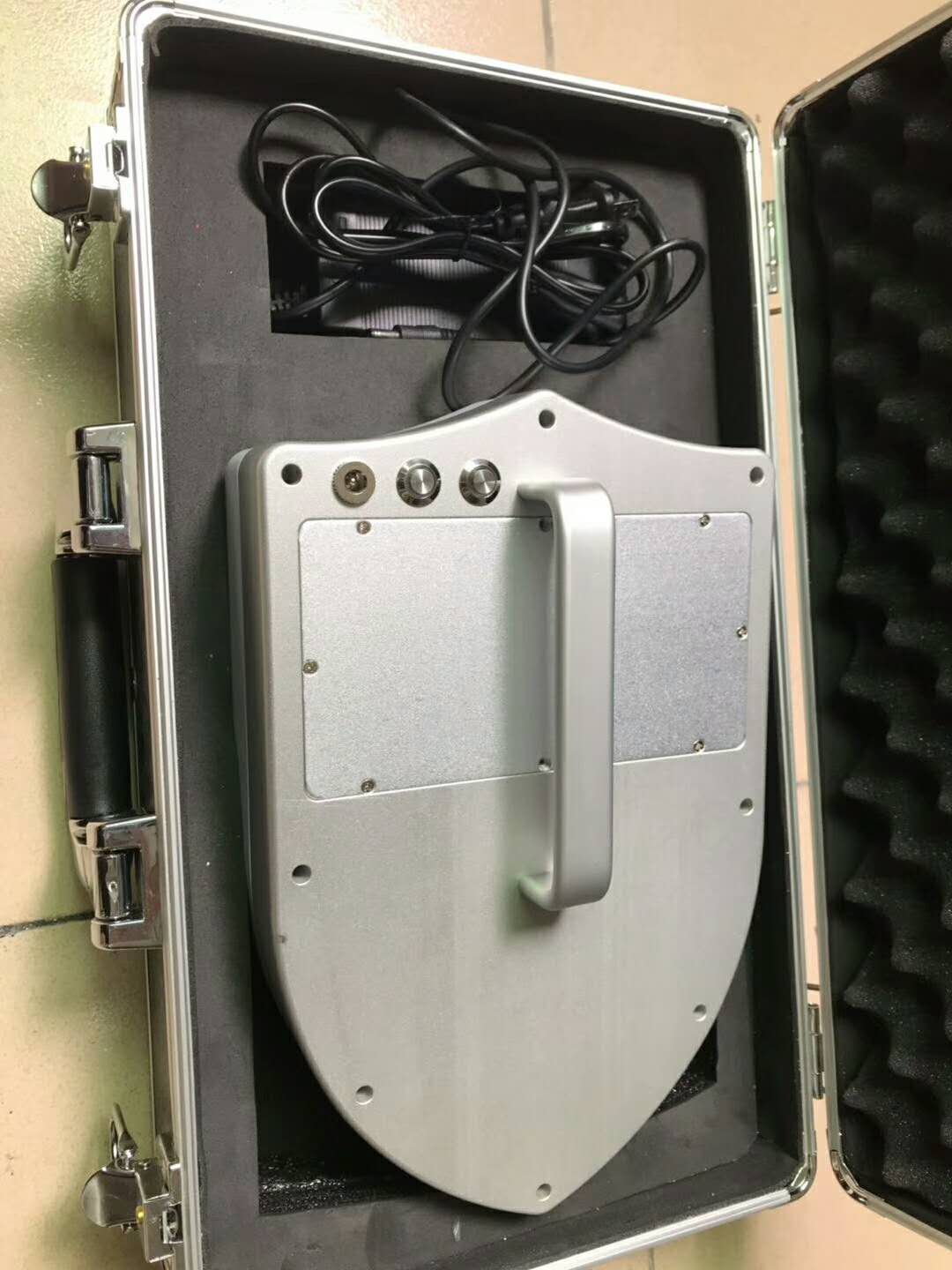 UAV Signal Jammer 36W gps.2.4gwifi.5.8g aircraft driver one key drive off forced landing return shield style