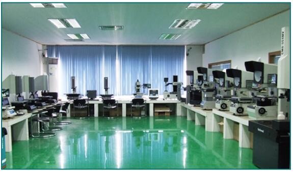Plastics / Rubber Universal Testing Machine Tensile Test 100mm / Min Return Speed