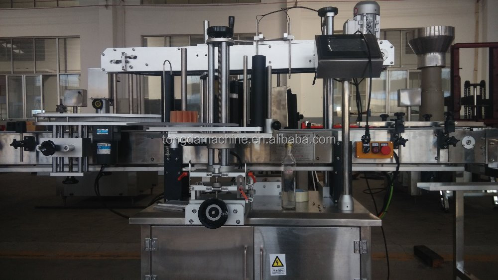 Regular Bbottle Filling And Labeling Machine , Brandy Bottle Labeling Equipment