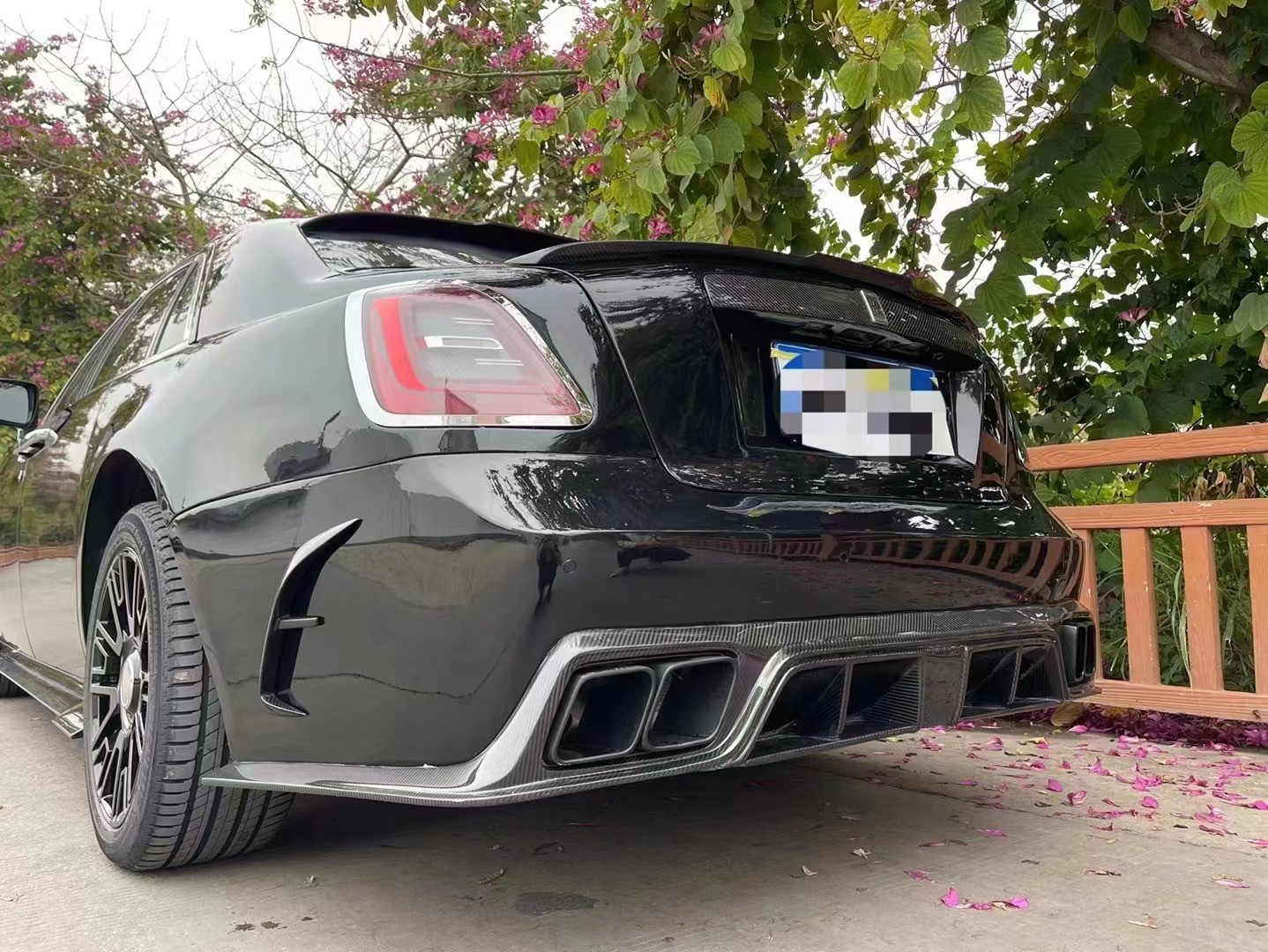 Auto Parts Ghost Body Kit Rolls Royce Front And Rear Bumper Hood 280MM