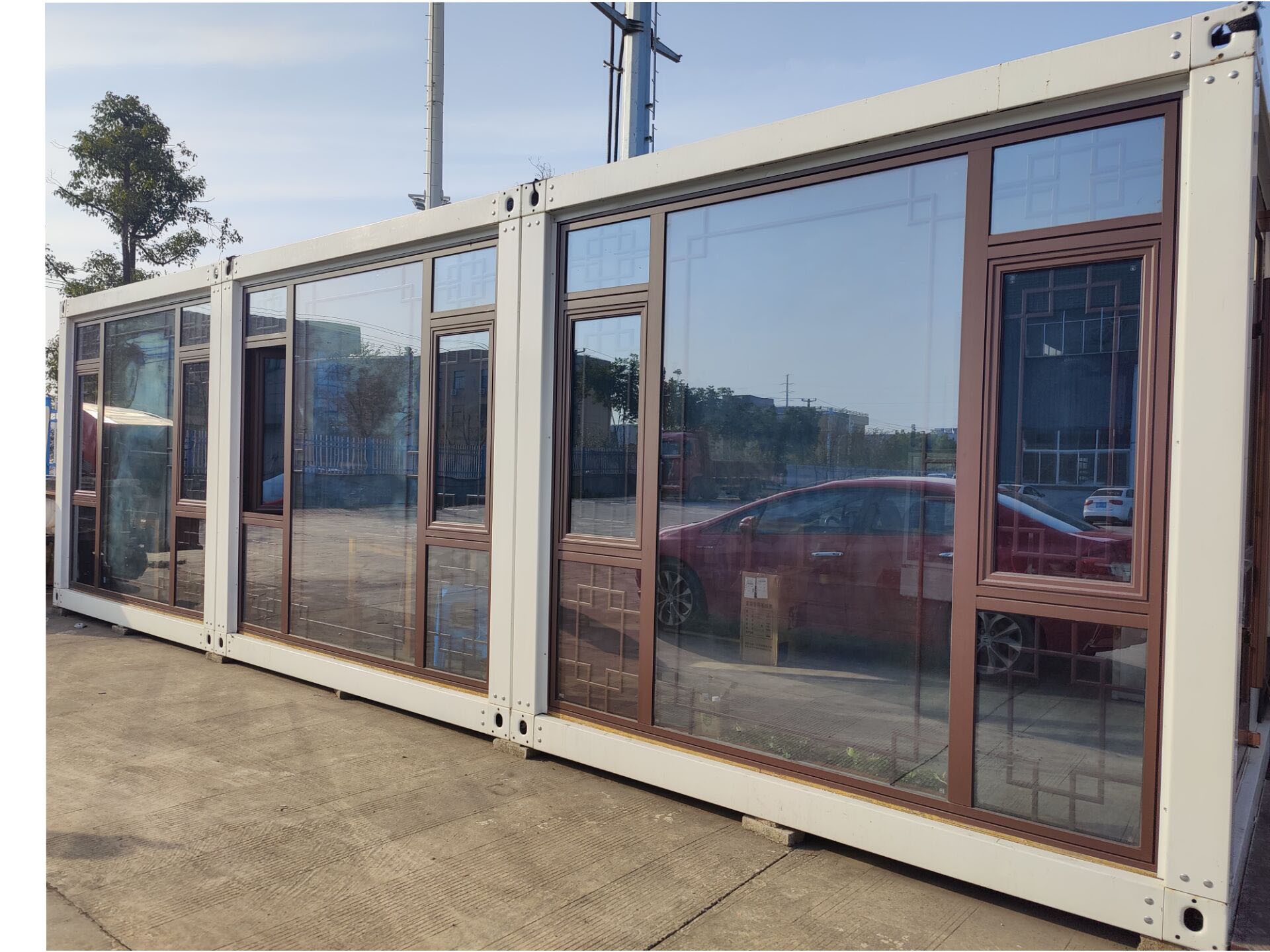 Alloy Aluminum Profile Tempered Glass Sliding Window Contracted Design