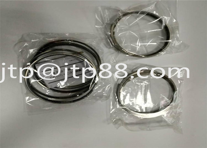 Cast Iron Diesel Engine Parts Piston Ring 4M41T ME203533 For Mitsubishi