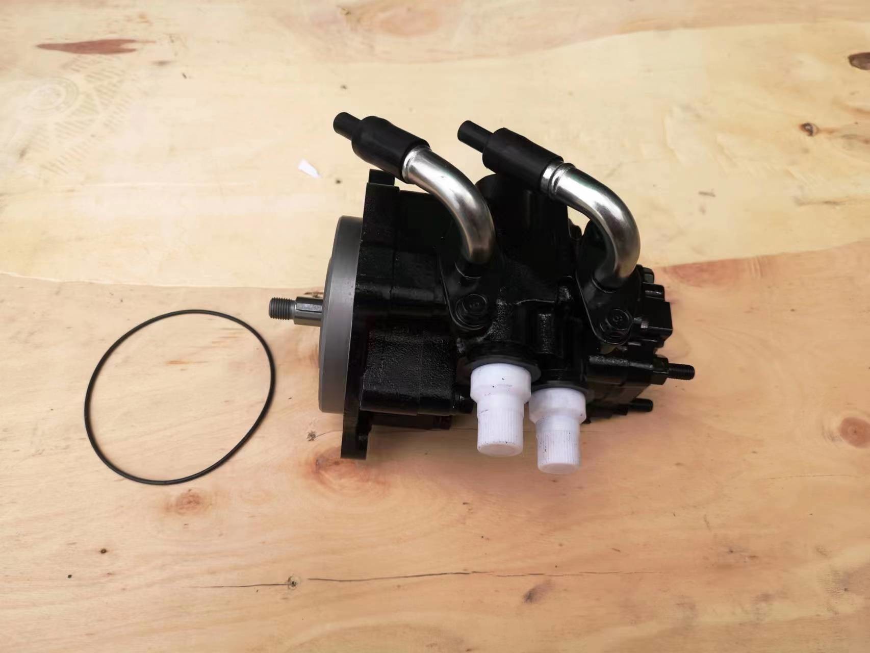 8980550072 Two Cartridge Type Power Steering Pump For NPR NQR Light Truck 4HK1 Engine Model