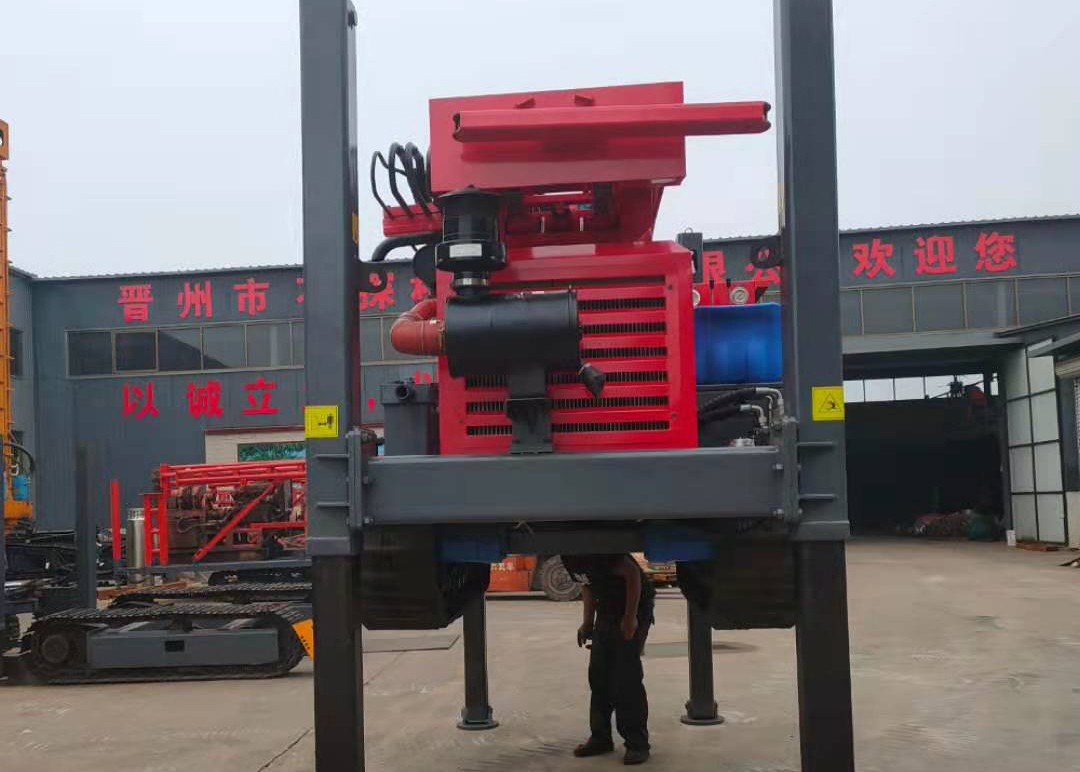 15KN Lifting Capacity Water Well Drilling Rig For Water Borehole Drilling