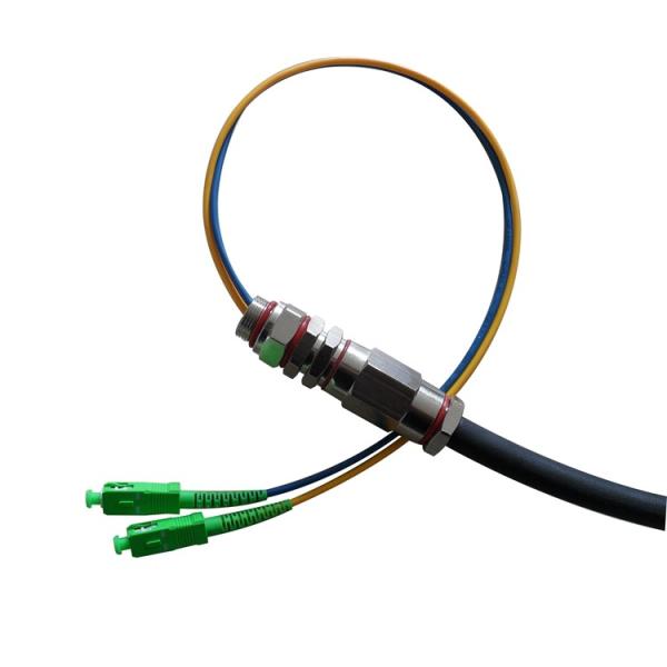 SC/FC Pigtail Fiber Optic Cable 2 Core Stainless Steel Strengthened Outdoor PE