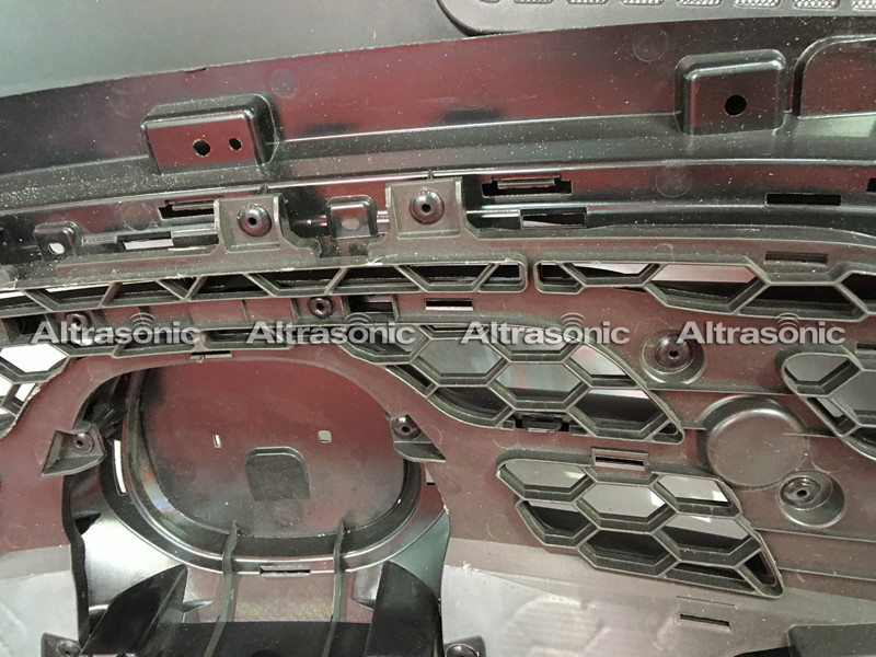 Auto Body Ultrasonic Plastic Welding Machine Multiple Combination Shortening 70S