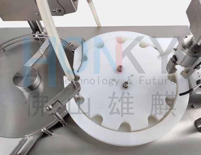 Dekstop 20ml Glass Vial Filling And Capping Machine With Ceramic Pump For Essential Liquid