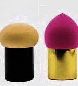 wholesale hot selling soft skin-friendly with the handle beauty egg sponge makeup puff