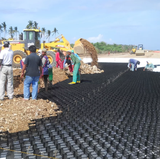Plastic HDPE Geocell for Slope Protection in Black Color Hotel Ground Grid Geo Cell