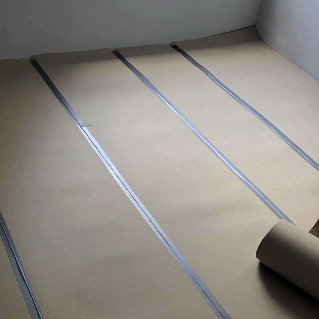 During Construction Temporary Floor Protection Paper To Protect Finished Floor