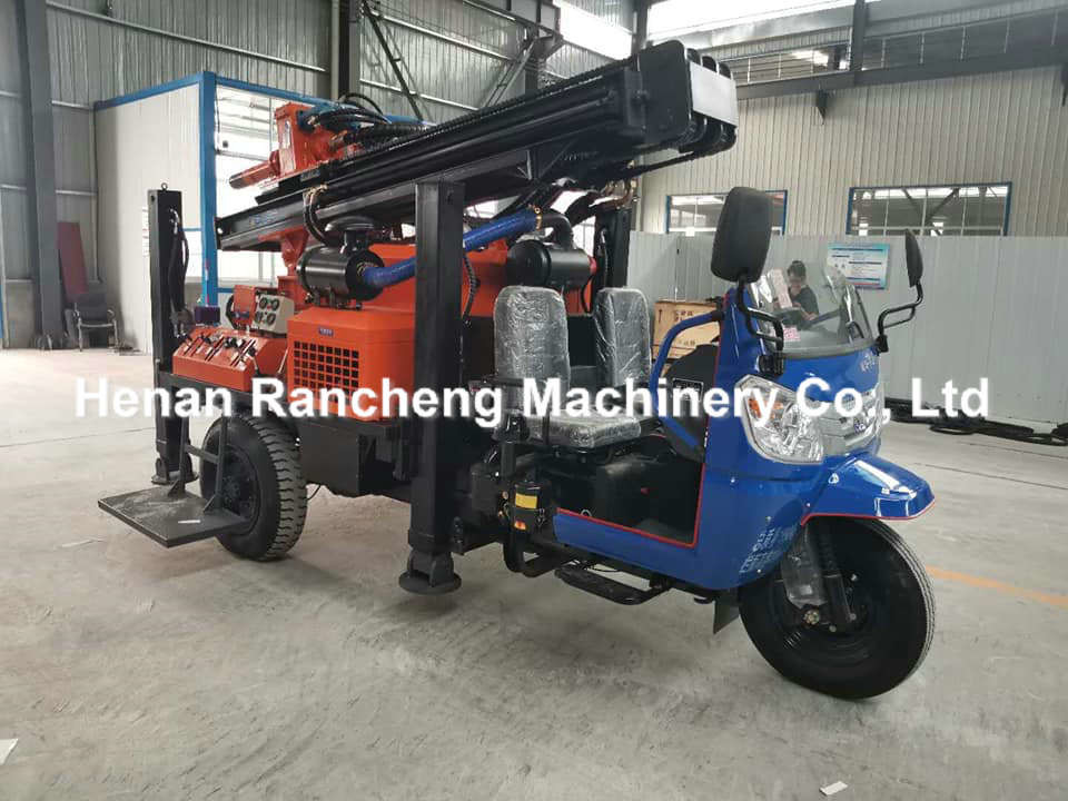 200m 22 HP Futian Brand Tricycle Mounted Hydraulic DTH Drilling Rig With Higher Air Power