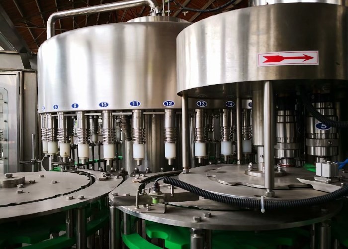 Water Carbonated 600m2 200KVA Juice Filling Machine SS304 SGS
