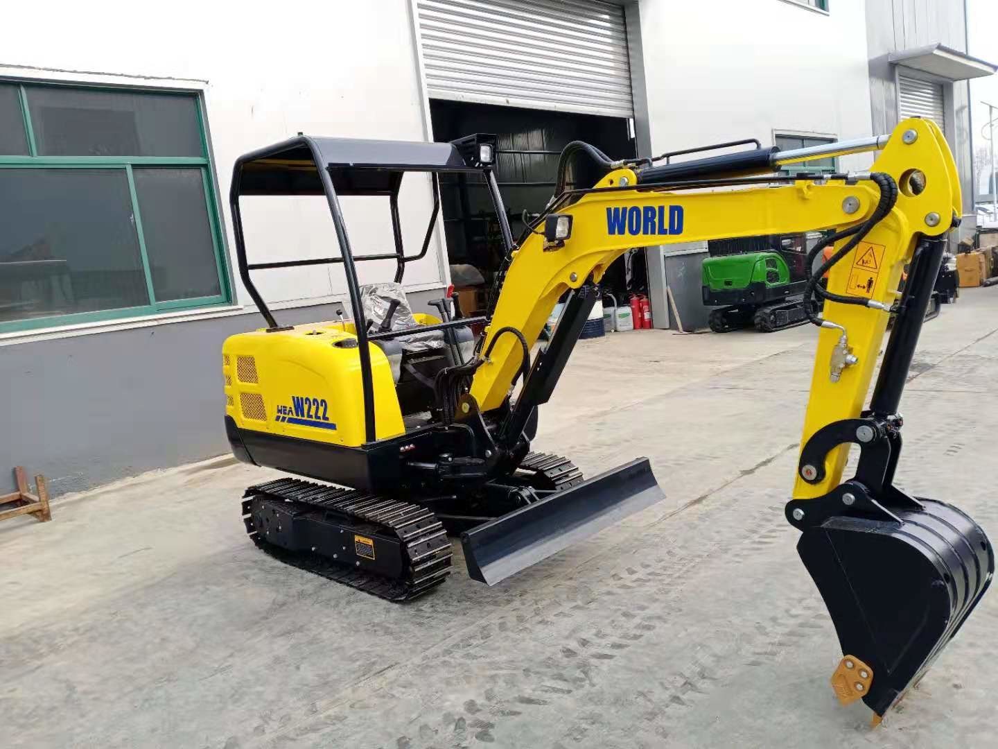 Lightweight 2200kg Small Crawler Backhoe With 15.3KN Maximum Bucket Digging Force Similart CAT 301 302 303