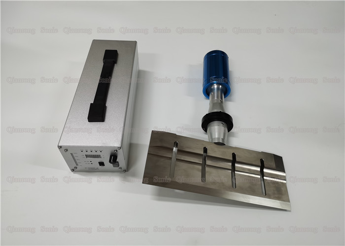 Digital Generator 20Khz UltraSonic Cutting Machine For Rusks Or Biscuits