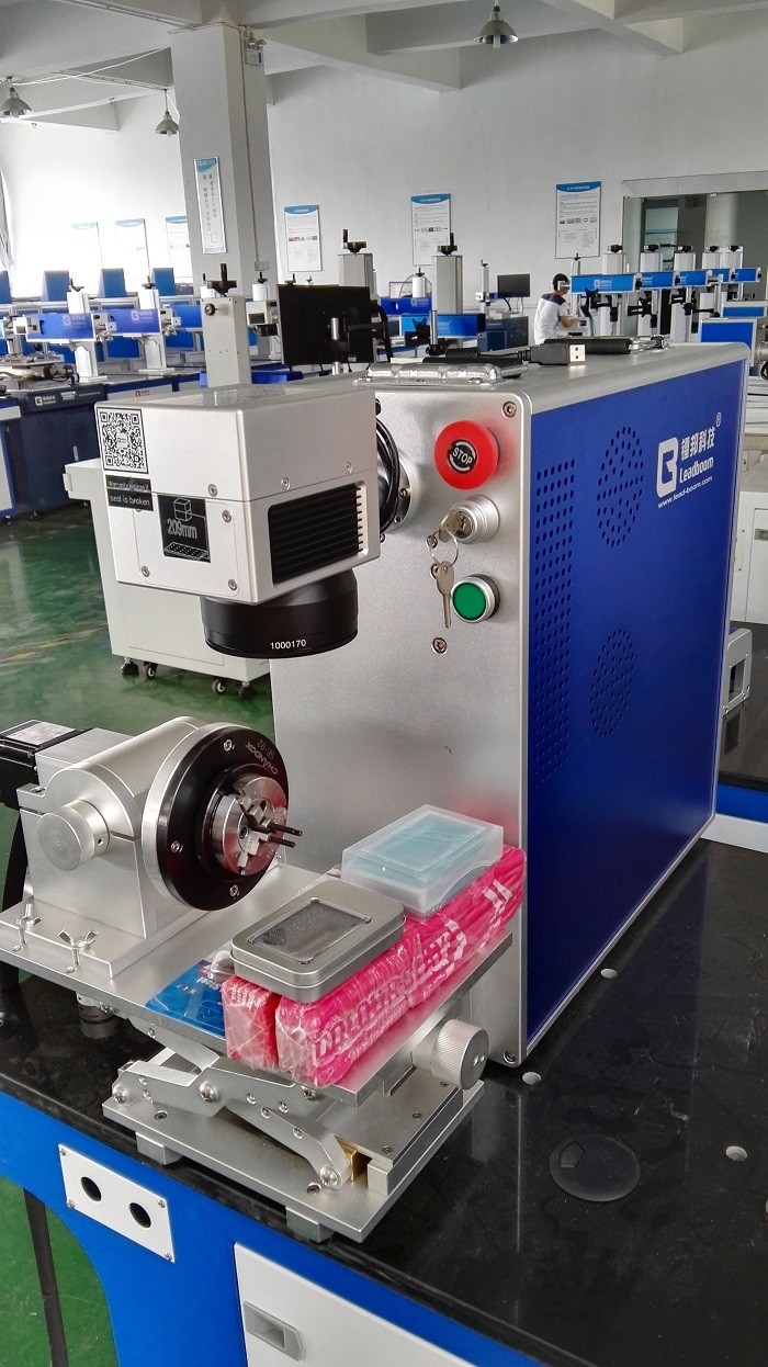 Plastic Button 10w Fiber laser Marking Equipment, handle fiber laser marking machine
