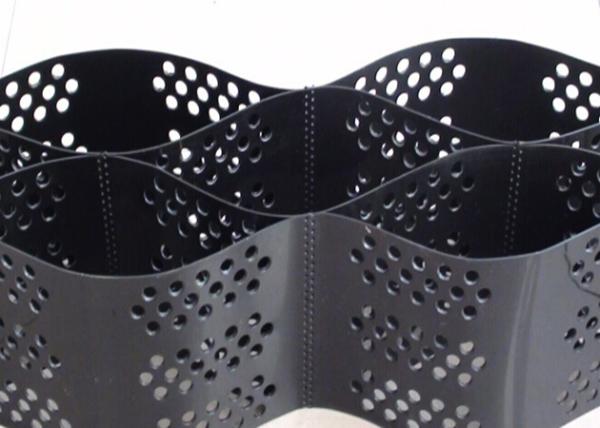 1420N / 10cm HDPE Geosynthetic Fabric Welding 300mm Three Dimensional Net