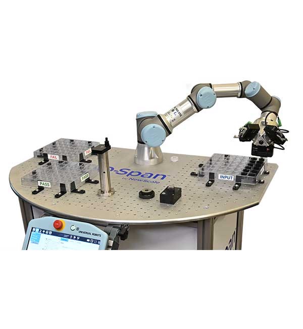 Flexible solution for QC measurement inspection the Q-Span Workstation Kit for universal cobot manipulator UR3